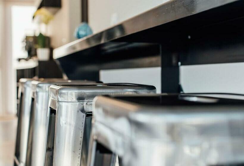 بنسيون Suite 106