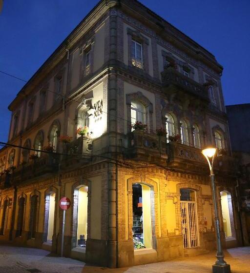 بنسيون Vía Xix