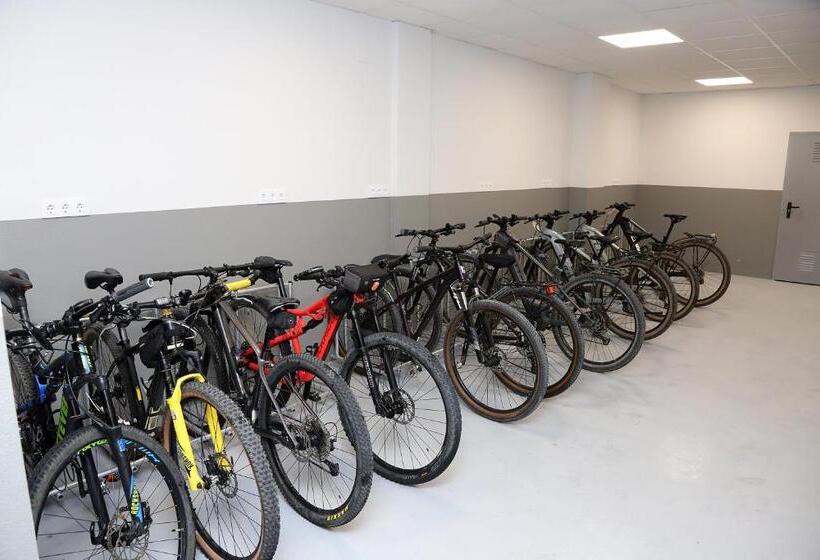 بنسيون Vía Xix