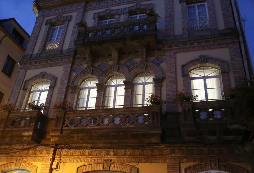 بنسيون Vía Xix