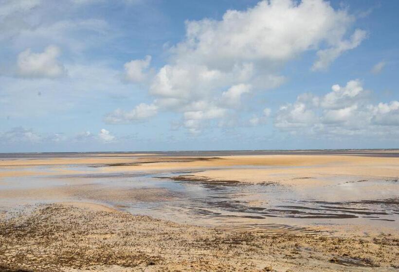 The Beach Hostel Milagres