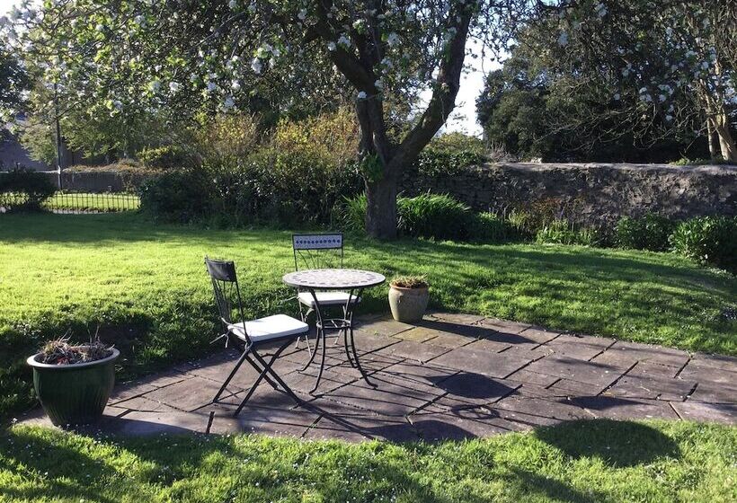 The Burrows Bed And Breakfast