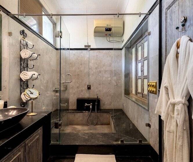 Vatsalya Vihar   A Luxury Pool Villas Resort