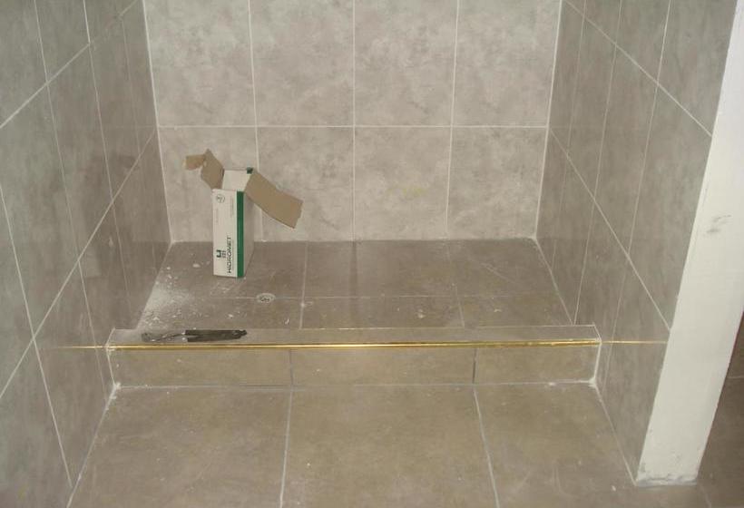 تختخواب و صبحانه Akimekedo