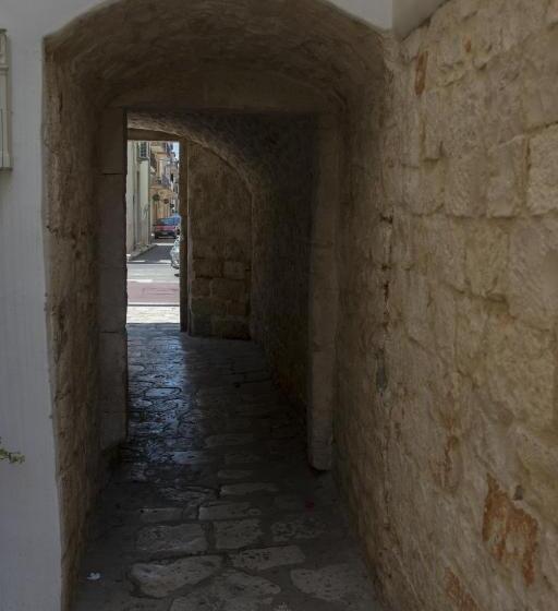تختخواب و صبحانه Casa Domi