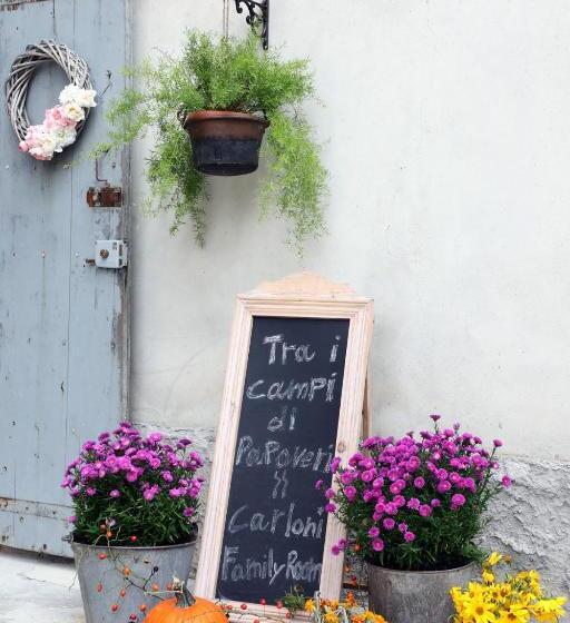 تختخواب و صبحانه Tra I Campi Di Papaveri