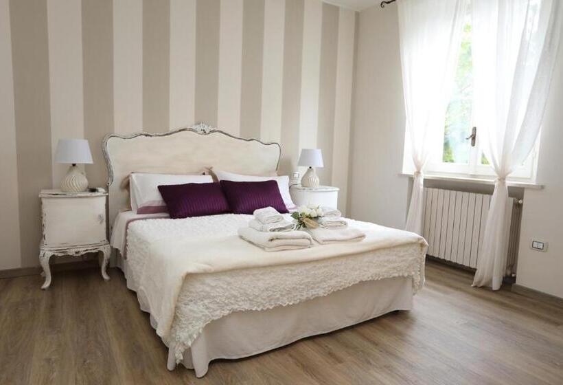 تختخواب و صبحانه Tra I Campi Di Papaveri