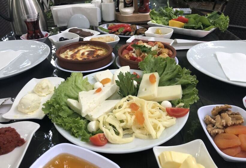 Beyaz Ev Butik Otel Masukiye