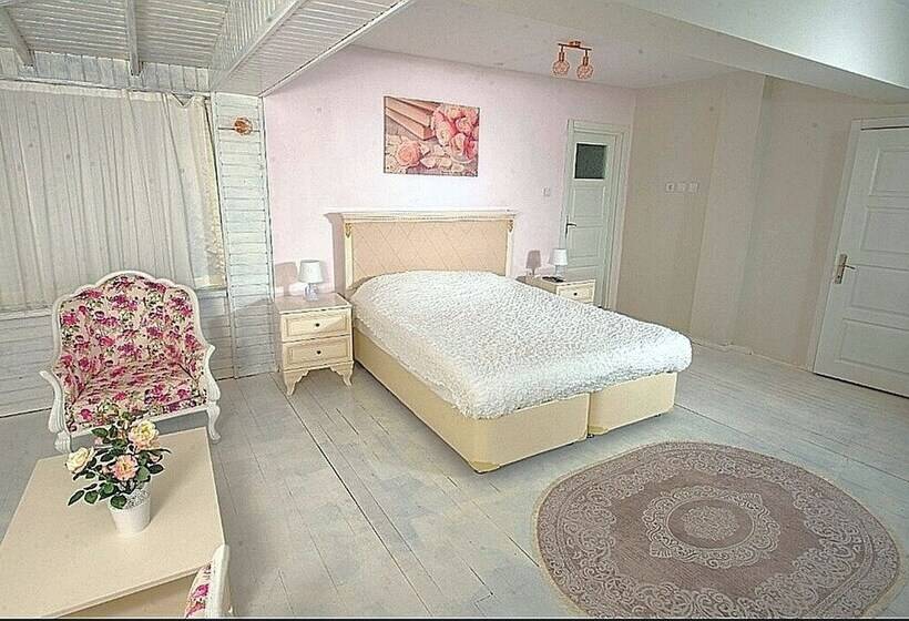 Beyaz Ev Butik Otel Masukiye