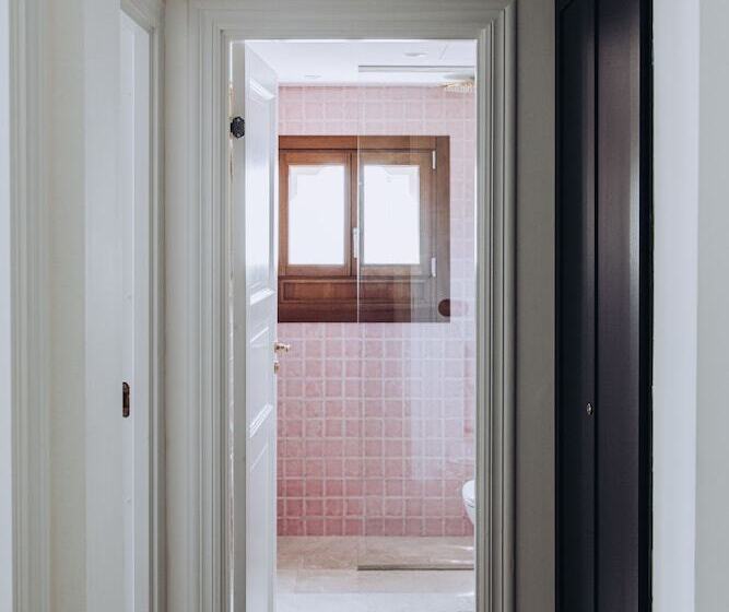 هتل Ocho Suites & Kitchen