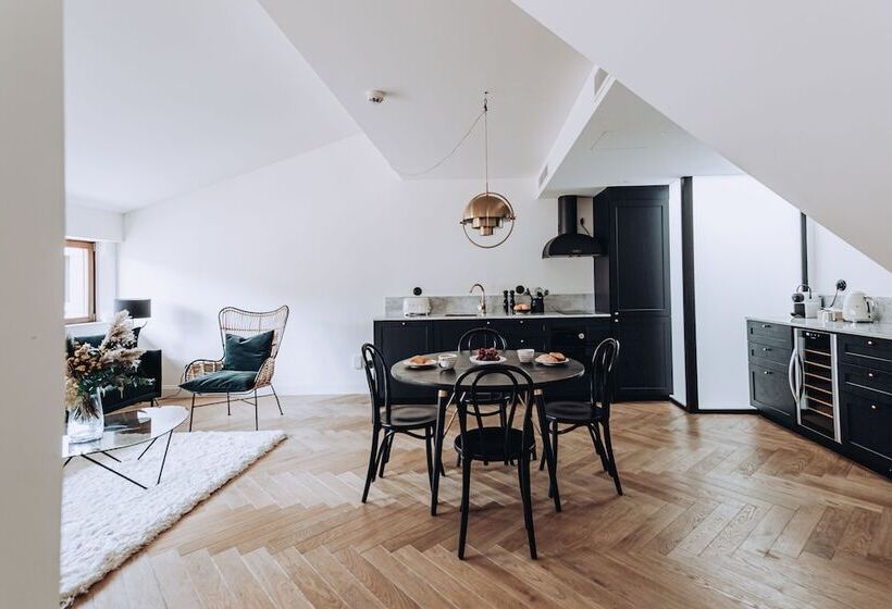 هتل Ocho Suites & Kitchen