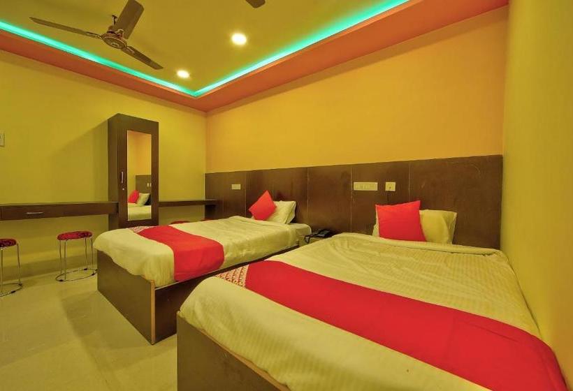 בית מלון כפרי Oyo 29844 Joliday Inn