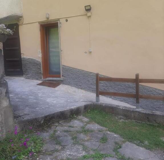 פנסיון Ca  Virasolelh