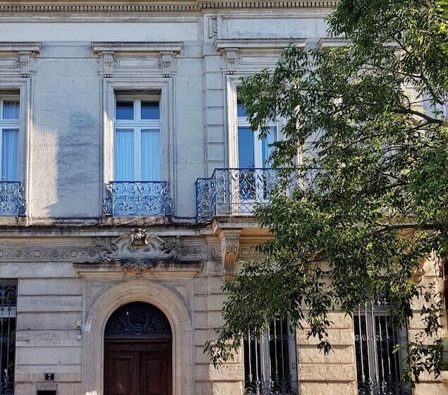 פנסיון De L'anglais, Guesthouse