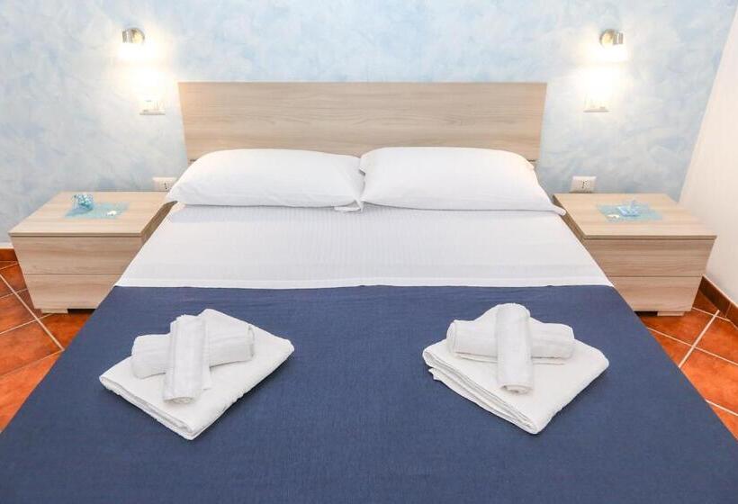 بنسيون Mar Y Sal