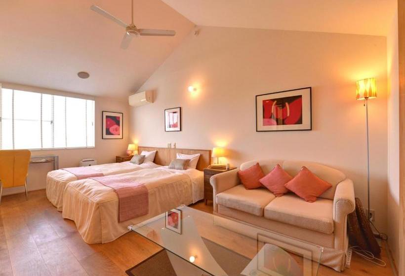 ユースホステル Cafe  Isola Bella