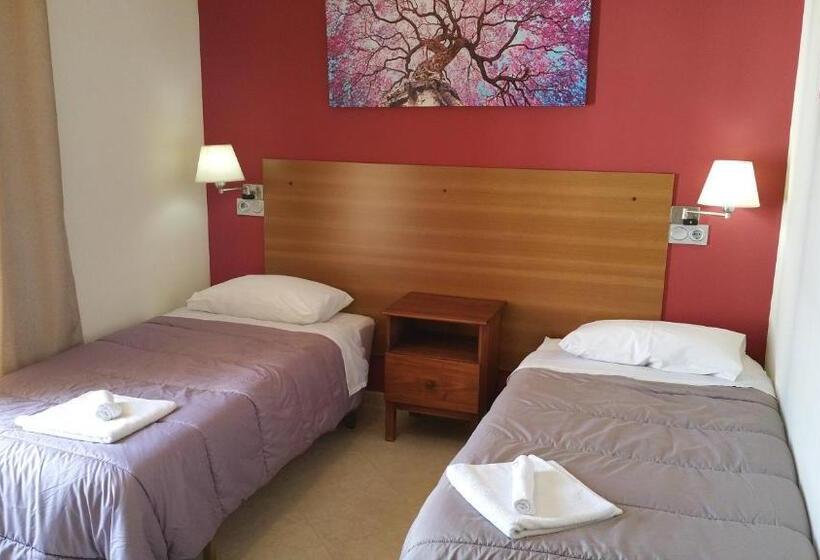 הוסטל Sotel Valle Guadiaro