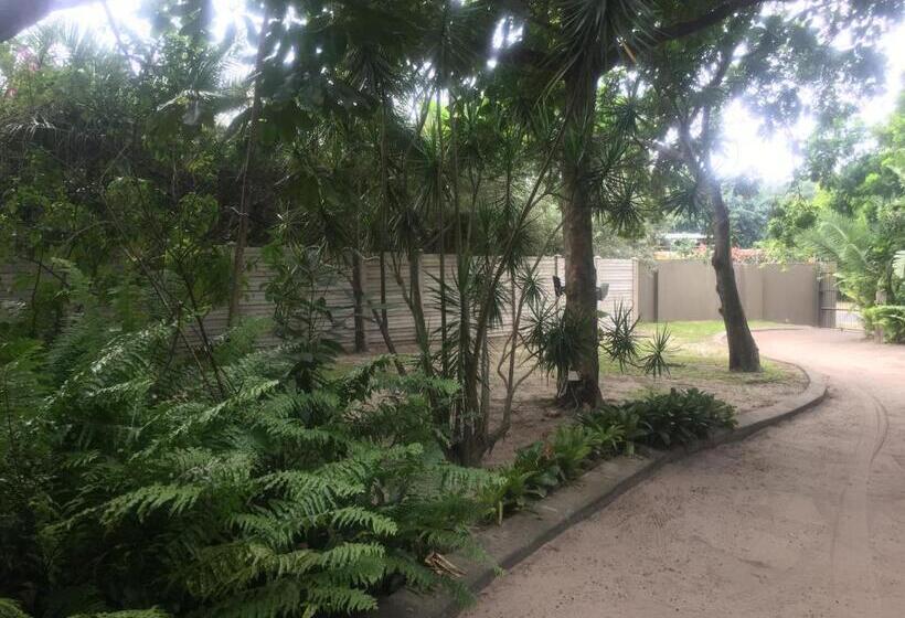 민박 Garden Apartments