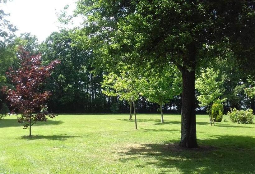 호텔 Château Saint Gilles   Bayeux