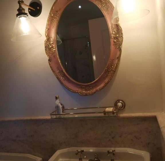 فندق Munjoh Island House