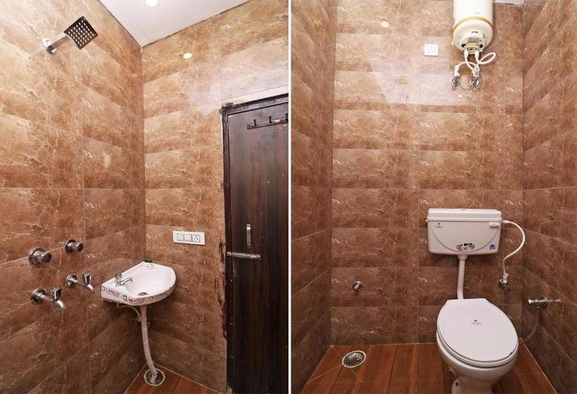 酒店 Oyo 35698  Adb