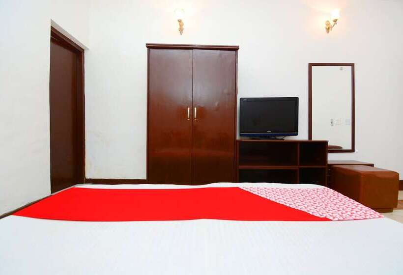 호텔 Oyo 37208 Dlm Valley Resorts