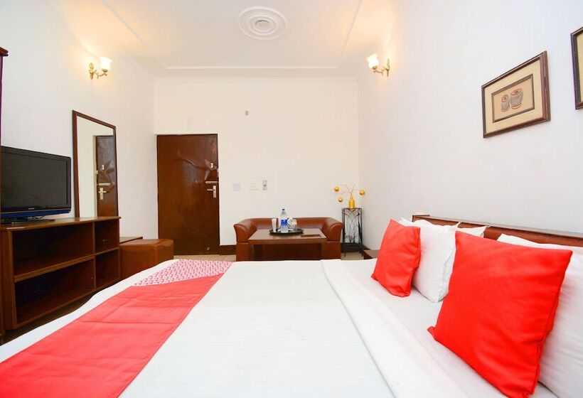 호텔 Oyo 37208 Dlm Valley Resorts