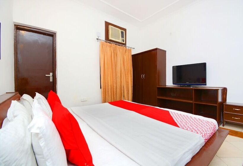 호텔 Oyo 37208 Dlm Valley Resorts