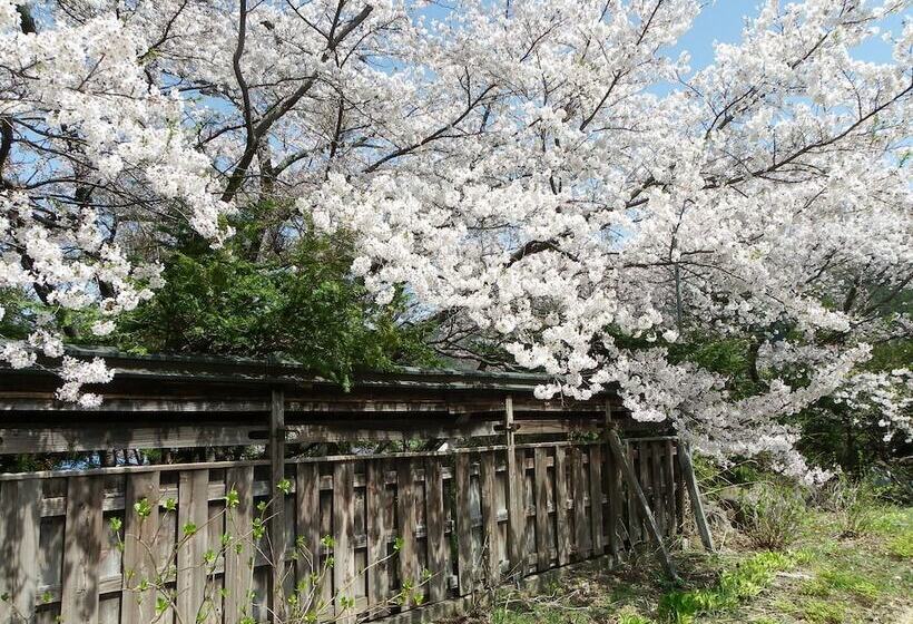 هتل &resort Yamanouchi Hills