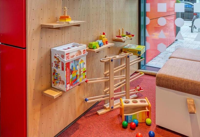 Meininger Hotel Heidelberg Hauptbahnhof