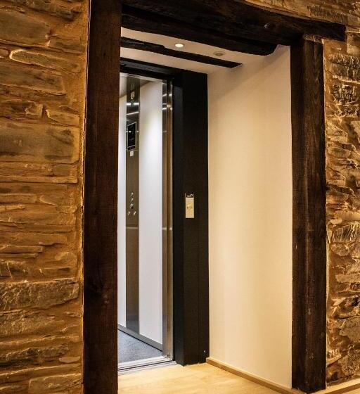 פנסיון A Casa Da Botica