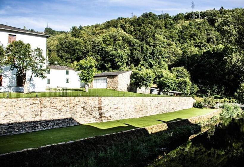 פנסיון A Casa Da Botica