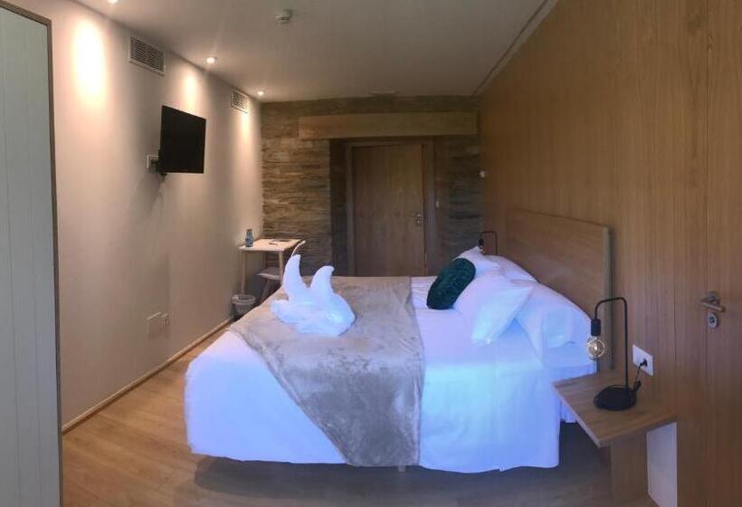 פנסיון A Casa Da Botica