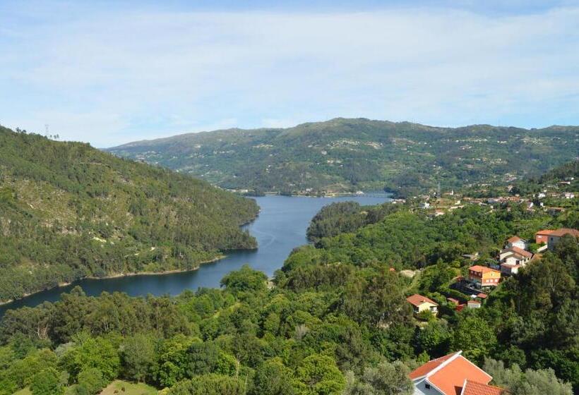 بنسيون Casa São Bernardo De Claraval