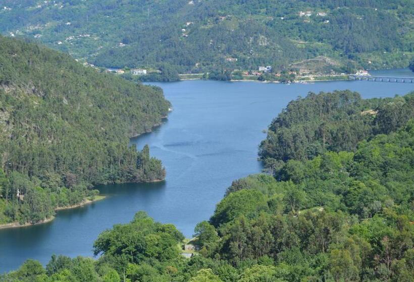 بنسيون Casa São Bernardo De Claraval