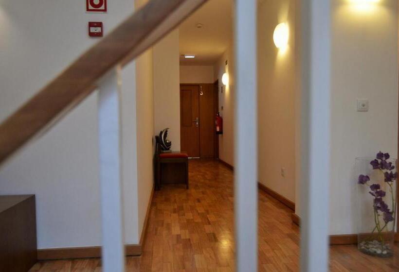 بنسيون Casa São Bernardo De Claraval