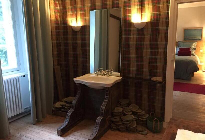 بنسيون Comptoir D Aubrac