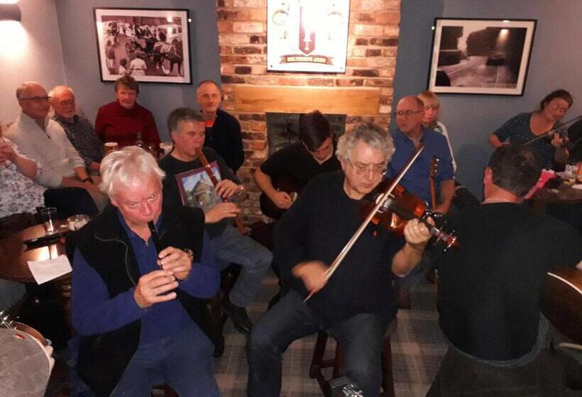 Общежитие Nelthorpe Arms