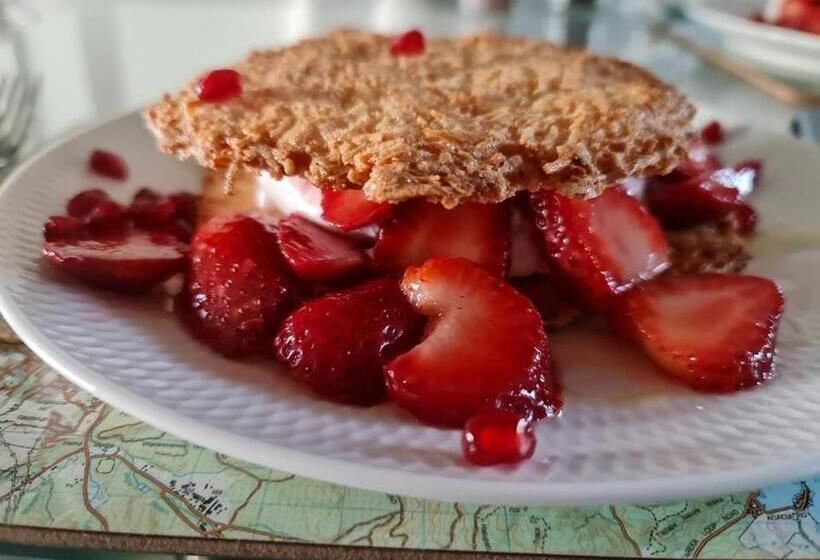 Bed and Breakfast Quail Lodge