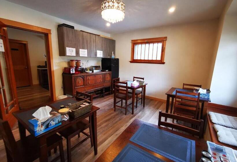 住宿加早餐  Riverfront Estate Bed&breakfast Banff