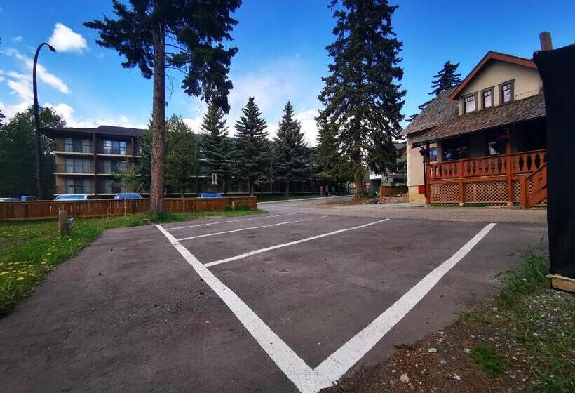 住宿加早餐  Riverfront Estate Bed&breakfast Banff