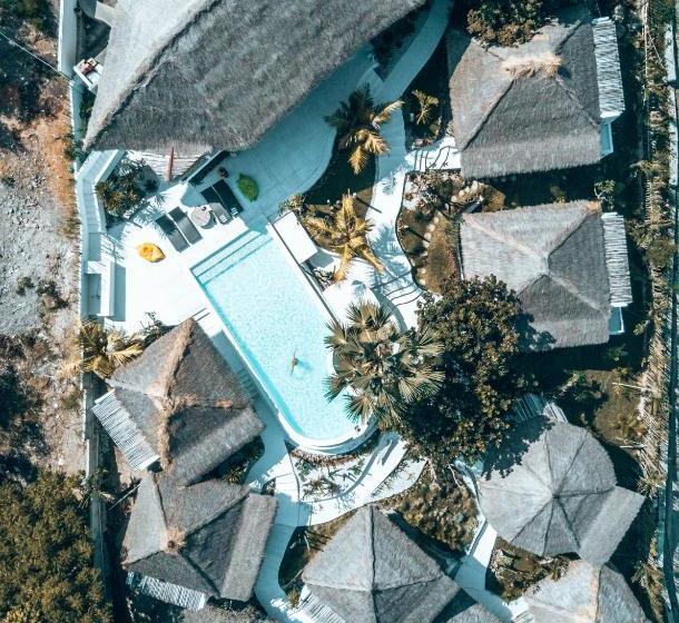 ホテル Mohini Komodo Resort