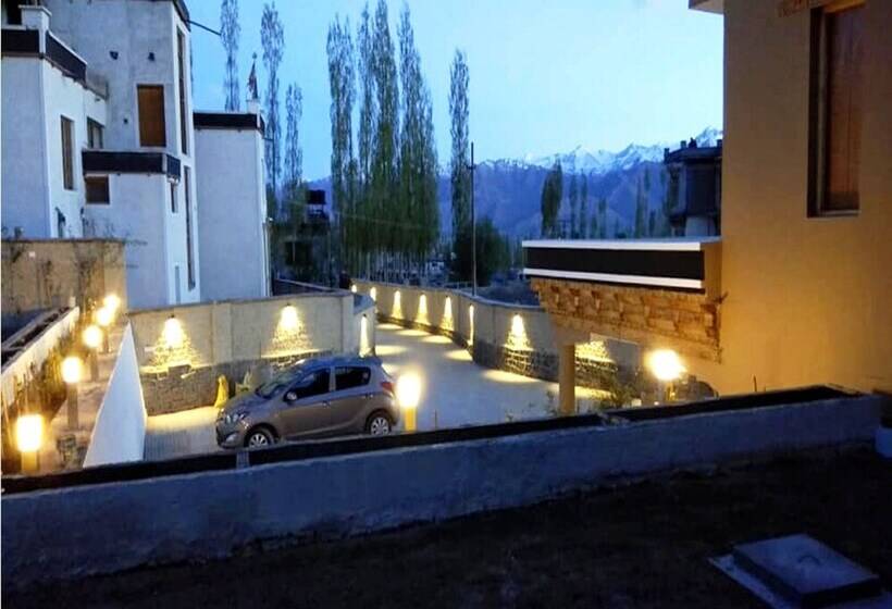 فندق Tih Welkin High