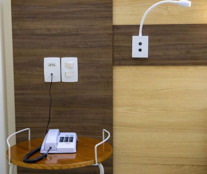 House Inn Hotel Anashopping