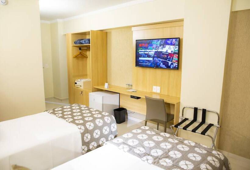 House Inn Hotel Anashopping