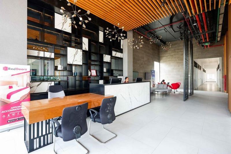 펜션 Reddoorz Apartment Near Exit Toll Colomadu