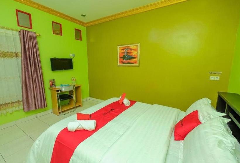 펜션 Reddoorz Syariah Near Syamsudin Noor Airport 2