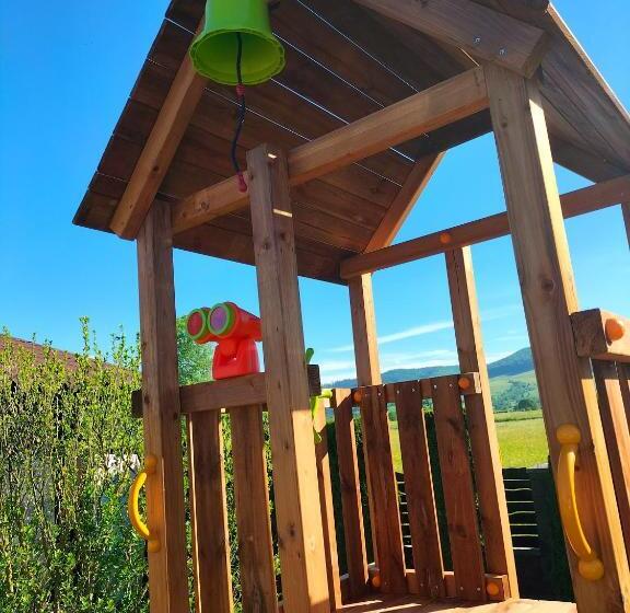 Pensiunea Miorița Putna