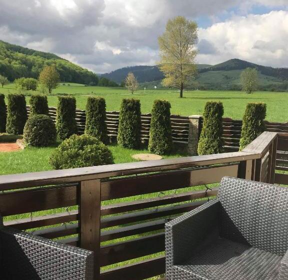 Pensiunea Miorița Putna