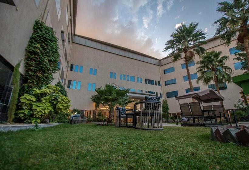 The District Hotel Najran